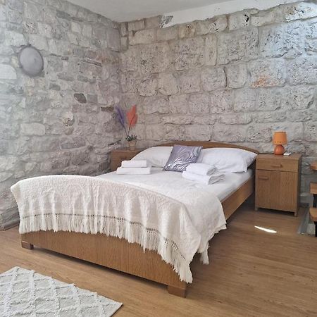 Apartment Tonka Trogir Exterior foto