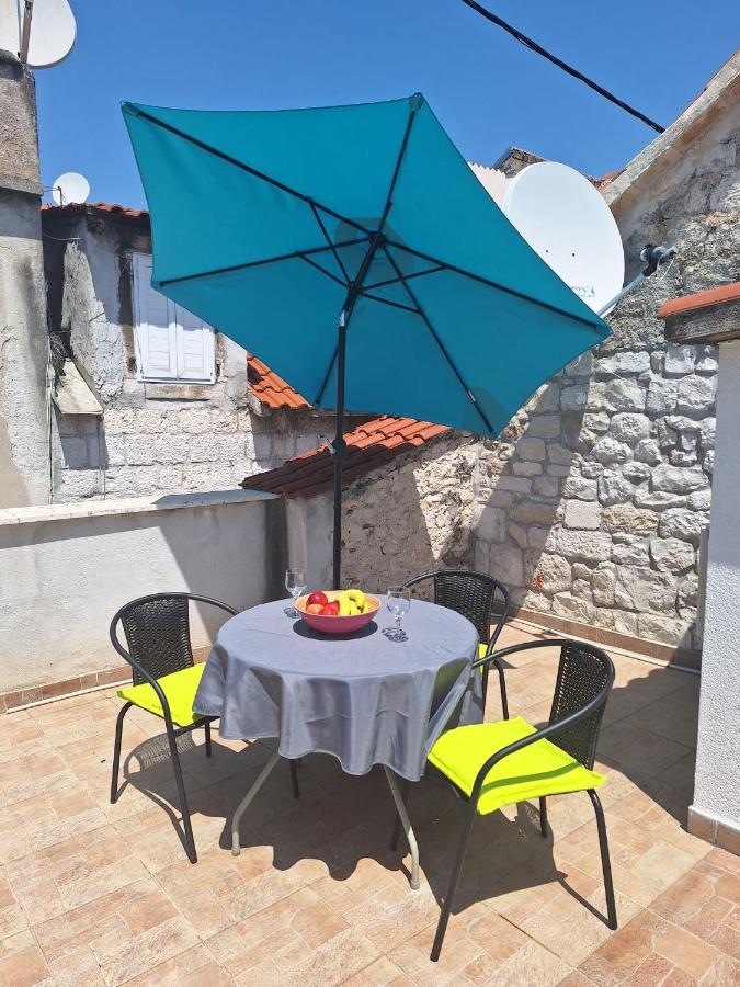 Apartment Tonka Trogir Exterior foto